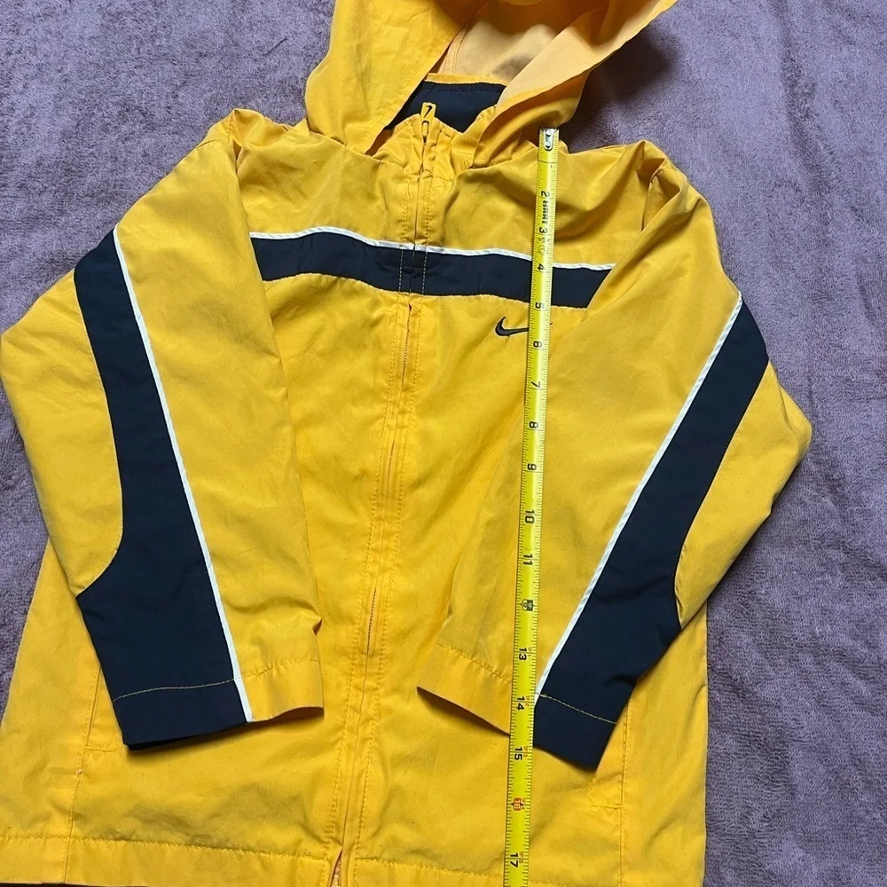Nike Kids Yellow and Black Jacket